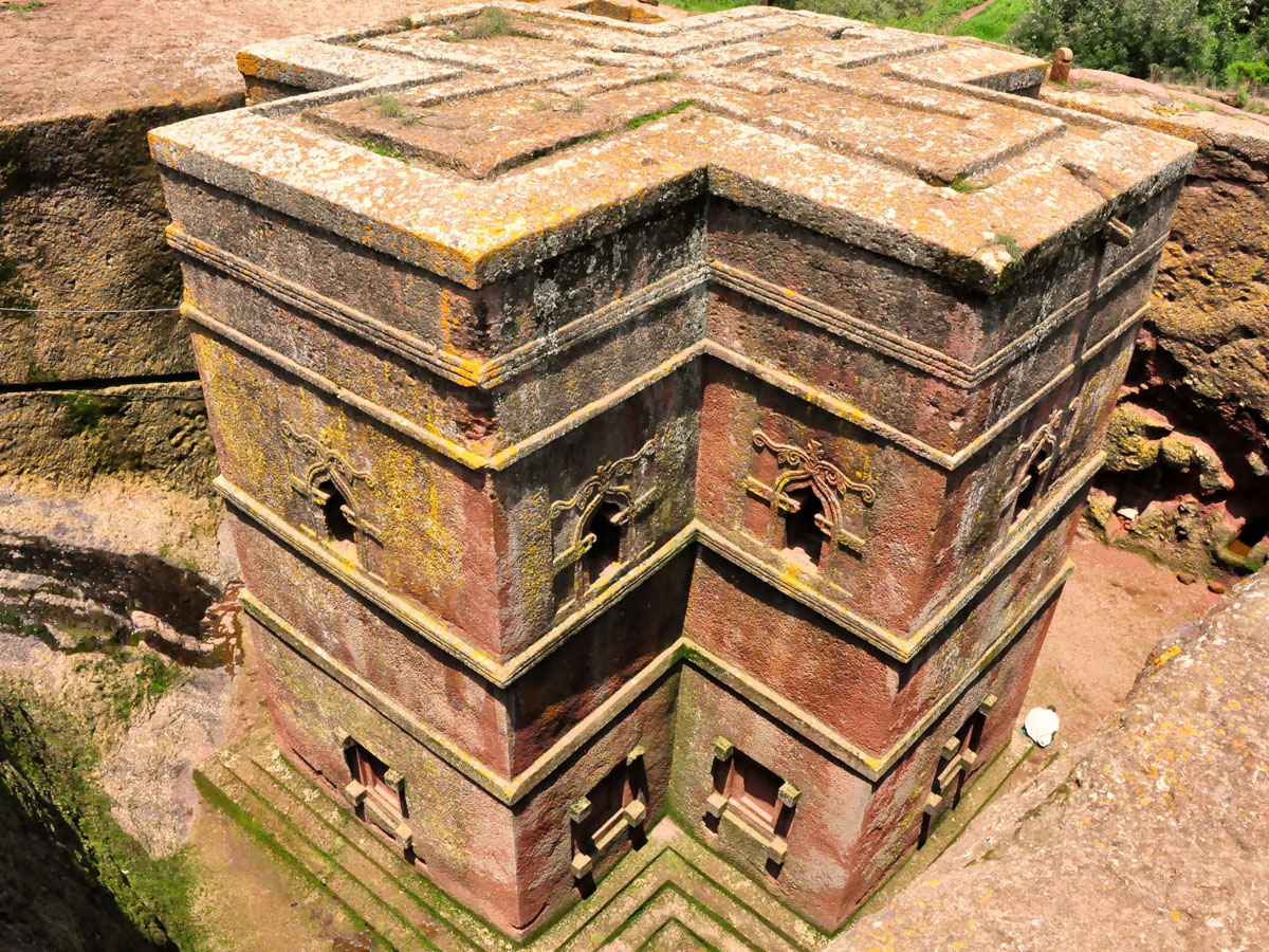 &zwnj; 拉利贝拉岩石教堂