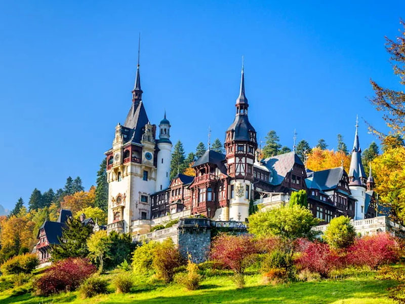 佩雷什城堡（Peleș Castle）｜王室夏宫&middot;新文艺复兴瑰宝
